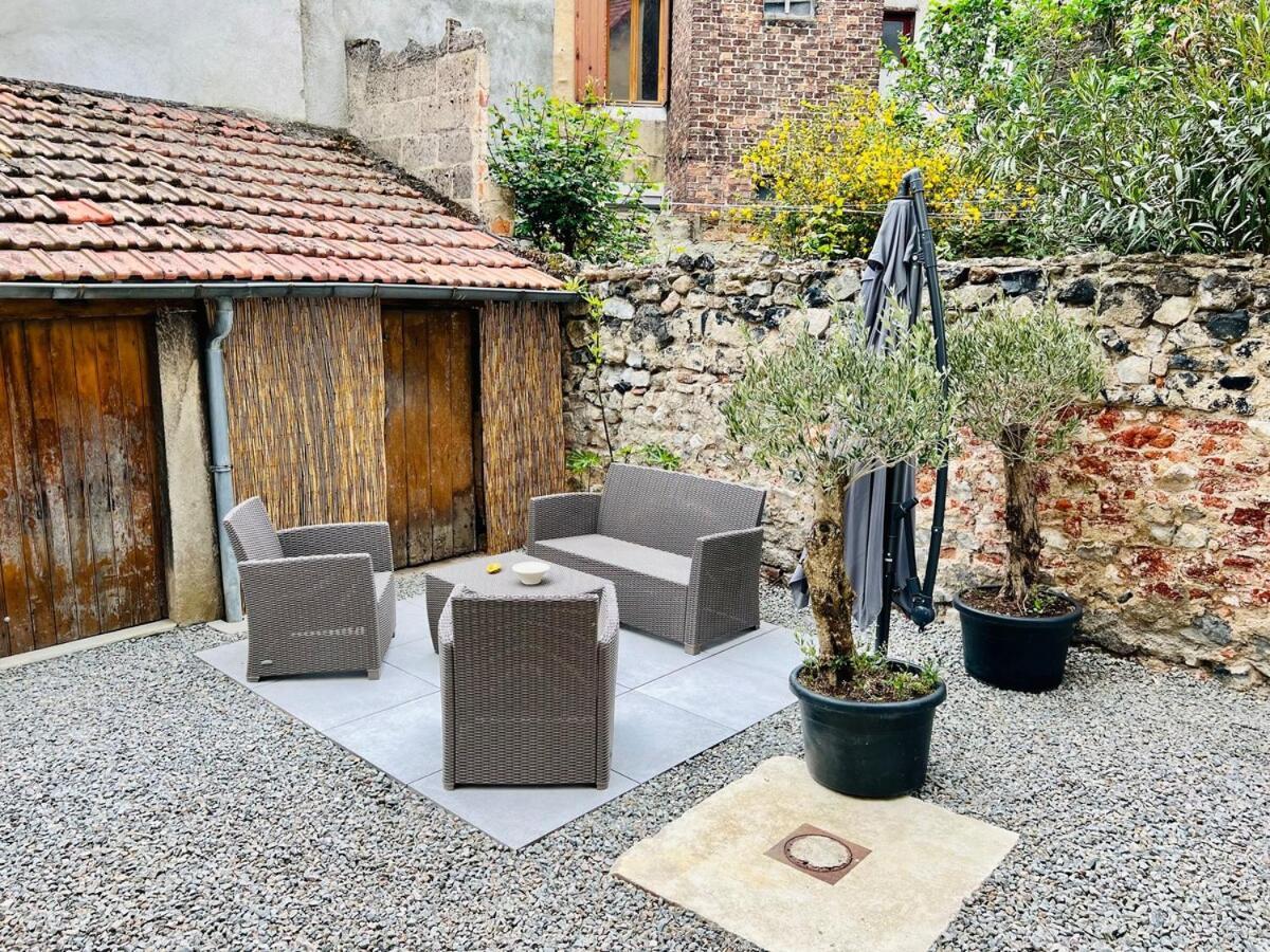 La Jungle D'Orient ~ Confort ~ Garage A Velos Montluçon Exterior foto